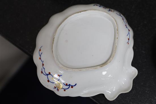 A Coalport thirty six piece Imari pattern dessert service, c.1810-15, plates 21.5cm diameter